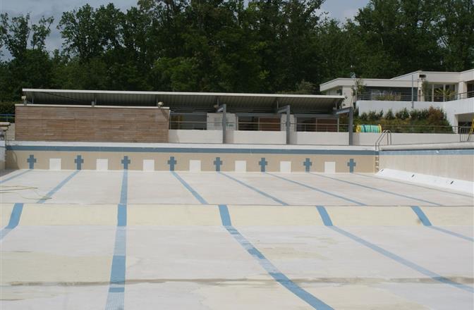 Avant rénovation - Piscine olympique Ville de Nemours 77